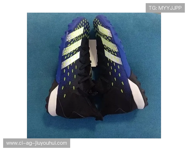 中学生专用高性能足球鞋全面升级打造校园绿茵场速度与激情